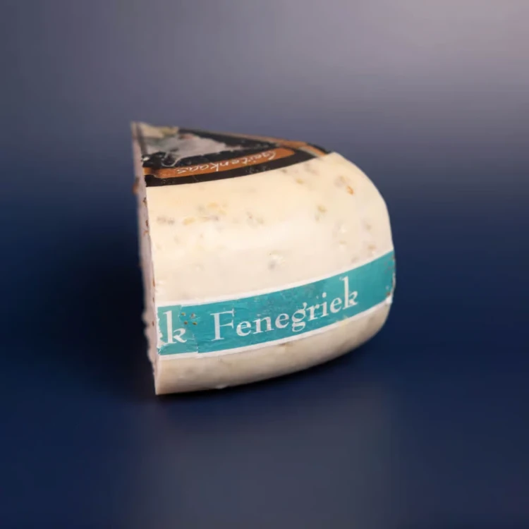 Ser-holenderski-kozi-Fianco-Fenugreek-z-kozieradka-1-sferasera-2.webp