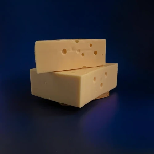 Ser-francuski-Emmental-1-sferasera.webp
