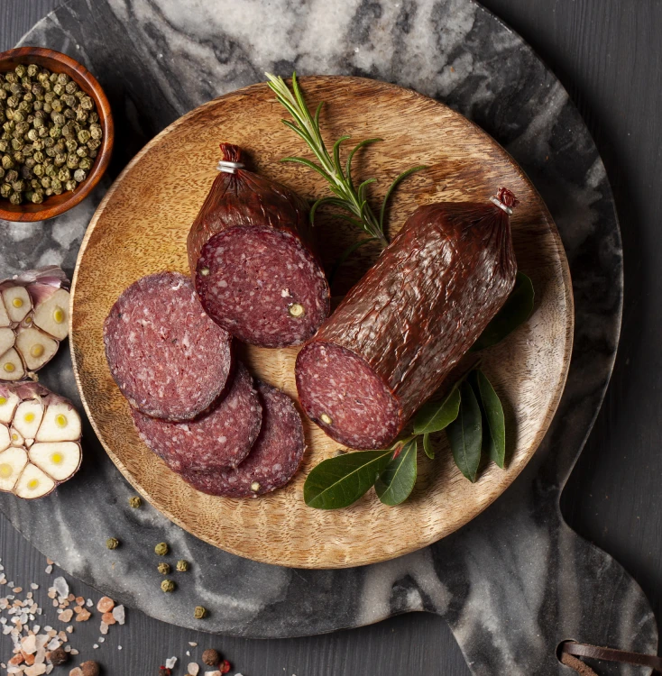 Salami-z-jelenia-sferasera-1.jpg